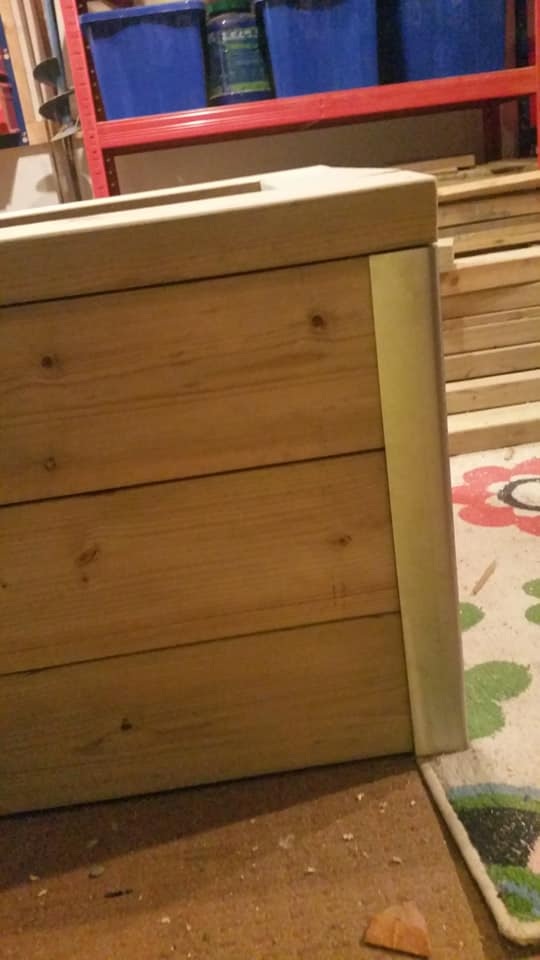 Aluminium corner protection