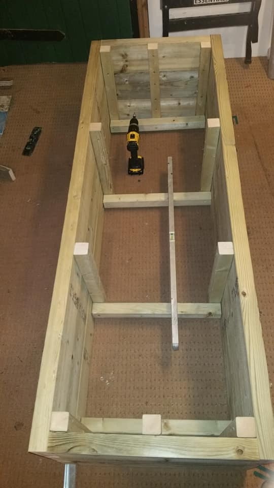 Internal joists