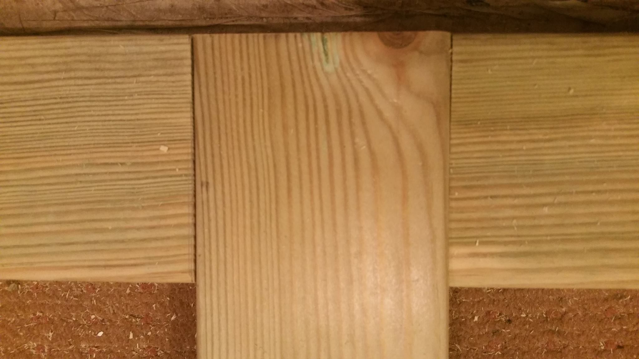 Half-lap joint close-up